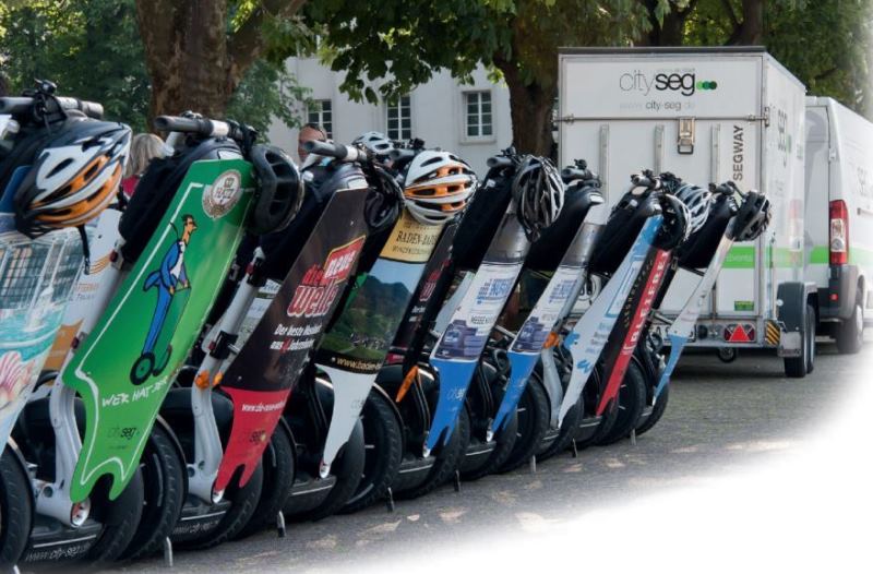 Karlsruhe KA300 CitySeg Segway Schloss